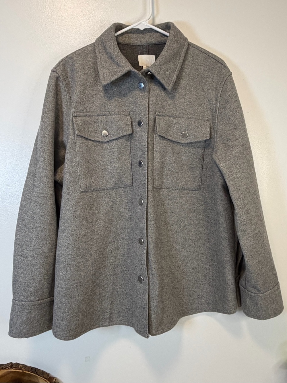 H&M Gray Marled Snap-Front Oversized Shacket Long Sleeve Women’s Medium